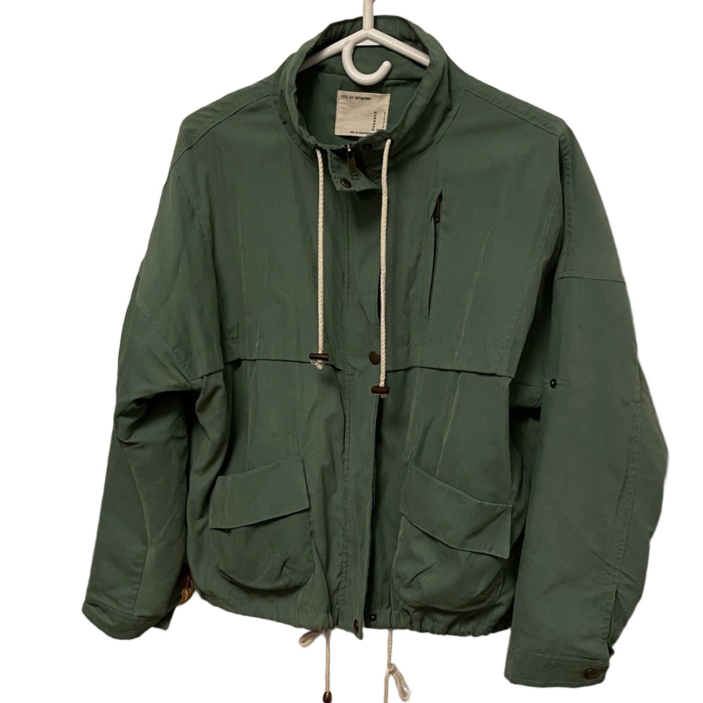 Life in Progress Green Jacket Size Small